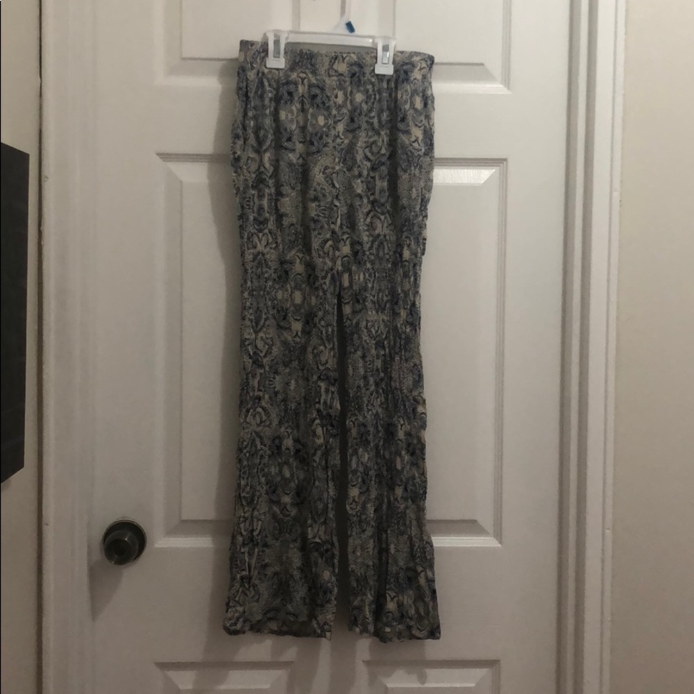 Eccentric bell bottom pants